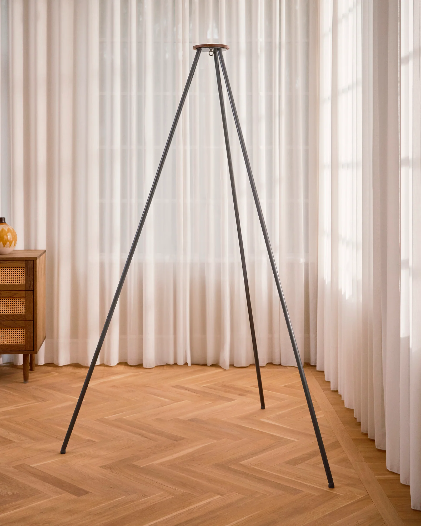 Tripod Stand - Image 5